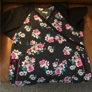 Size large women’s scrubs box